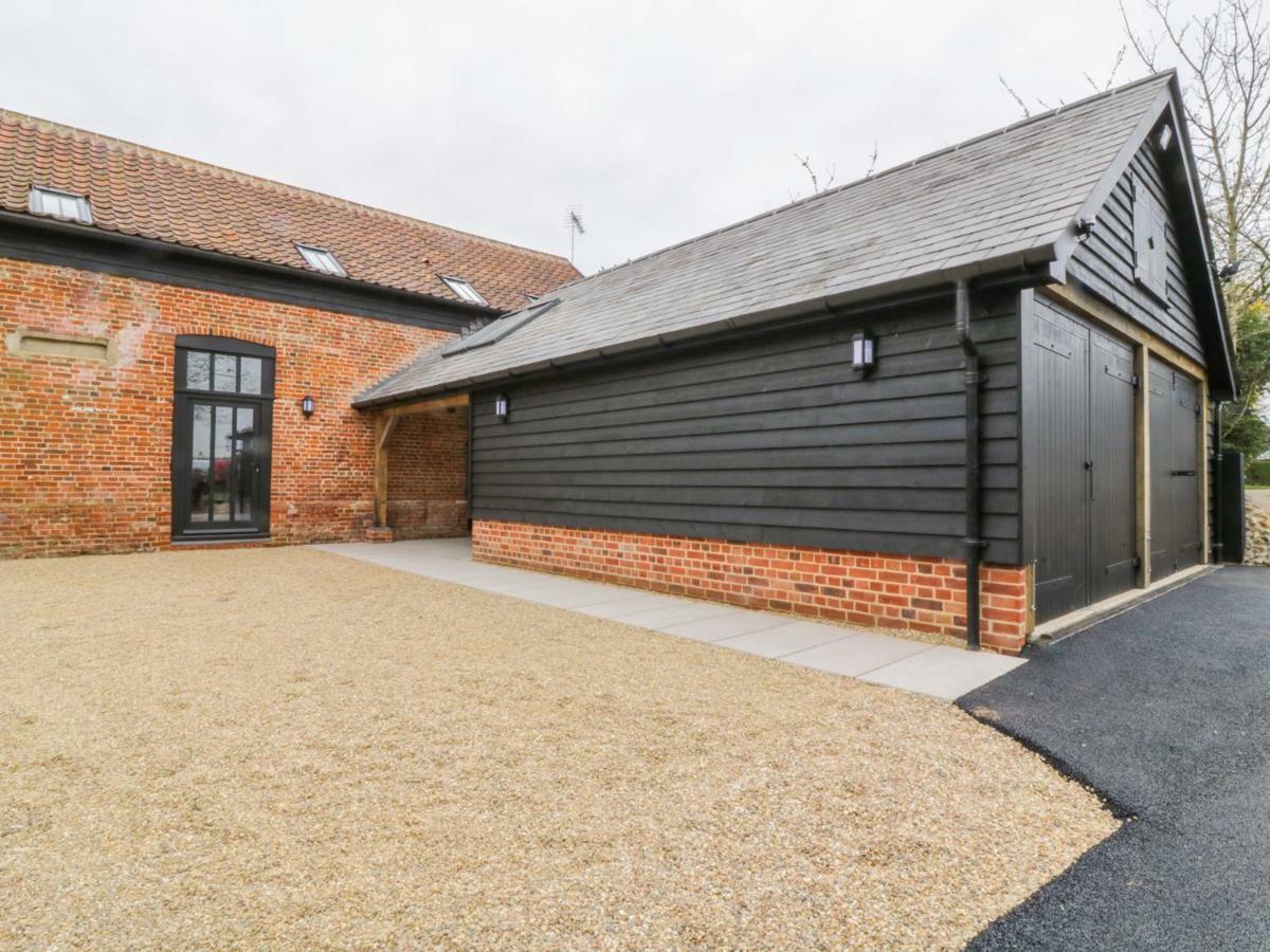 Grange Barn Villa Hessett ภายนอก รูปภาพ
